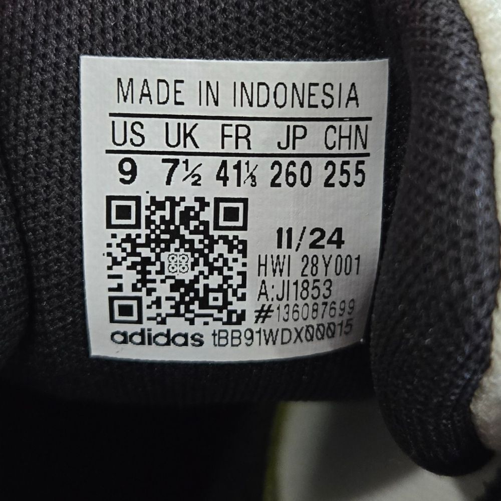 🐢 Adidas Urban Court Tennis Silver Sneakers Women Size 9 NEW - Picture 9 of 14